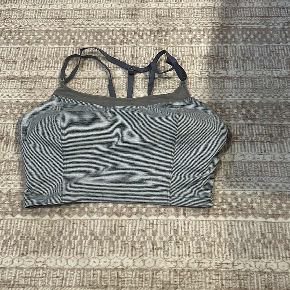 Old navy striped crop top/sports bra with mesh at the top
